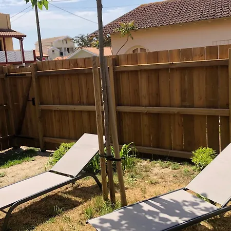 Hébergement de vacances Maison 3 à 100m De La - Fr-1-521-270